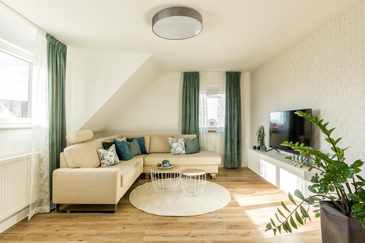 Ferienwohnung Albblick Holzmaden Екстер'єр фото